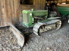 JOHN DEERE 40 CRAWLER TRACTOR, GAS, PTO, 1-REMOTE, 14'' PADS, 72'' BLADE