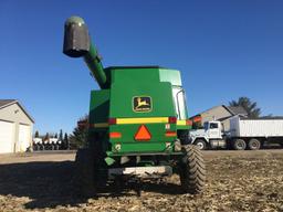 1999 JD 9510 combine