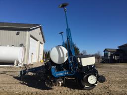 2007 Kinze 3000 no till liq fert planter