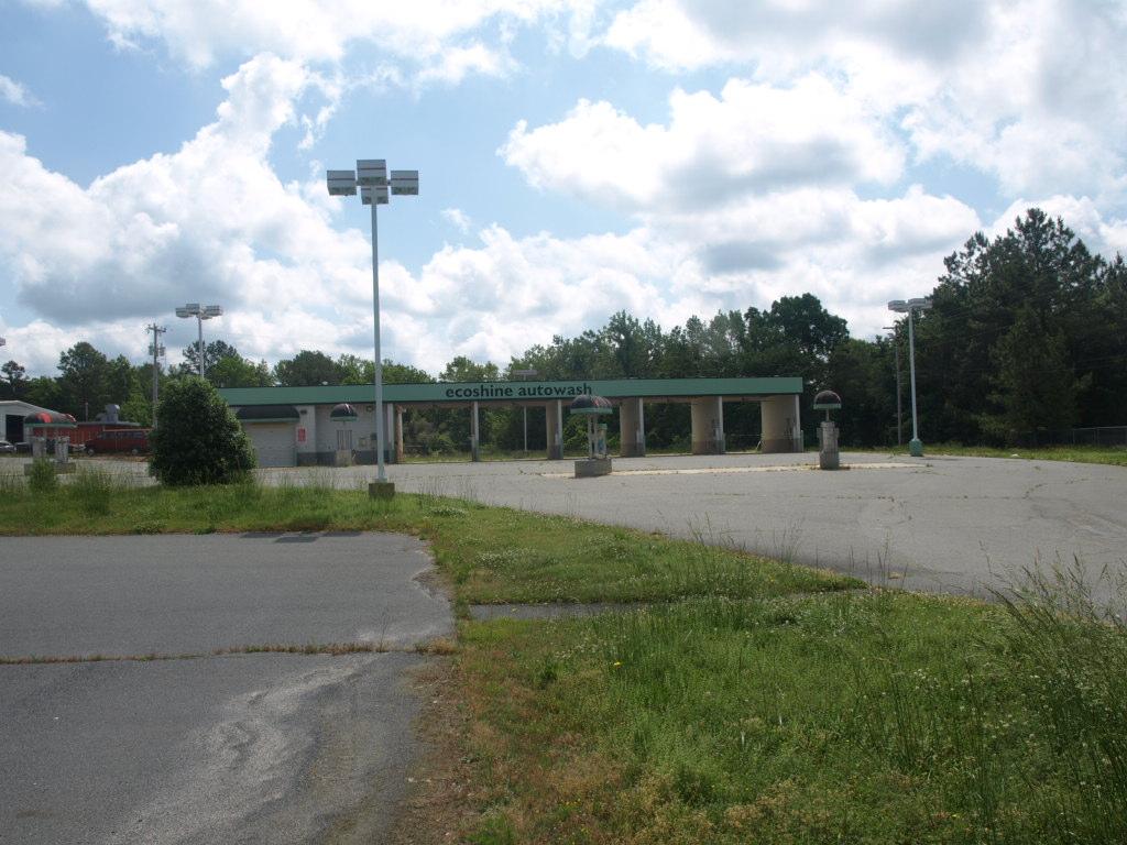 Commercial property on Hwy.52 in NC