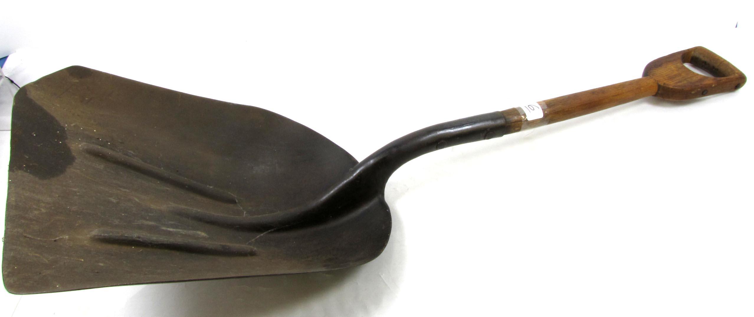 Win. Grain Scoop, No. 10, Common "d" Handle, --no Shipping--