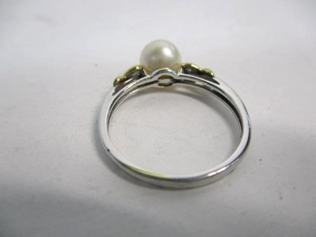 14k WG Pearl Ring