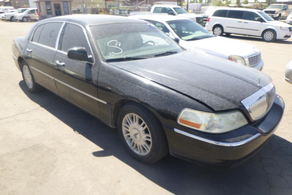 2011 Lincoln Town Car