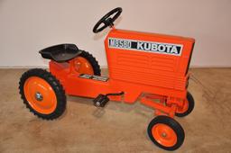 Kubota M8580 Pedal Tractor