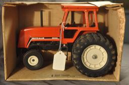 Ertl 1/16th Scale Duetz Allis 8030 Tractor