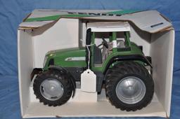 Scale Models 1/16 Scale Fendt 716 MFWD Tractor