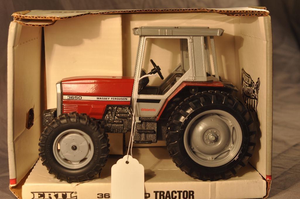 Ertl 1/16th scale MF 3650 4WD tractor