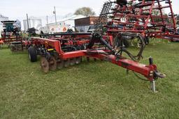 '10 Case-IH 690 5-shank disc ripper