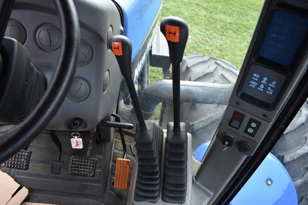 '07 New Holland TJ330 4wd tractor