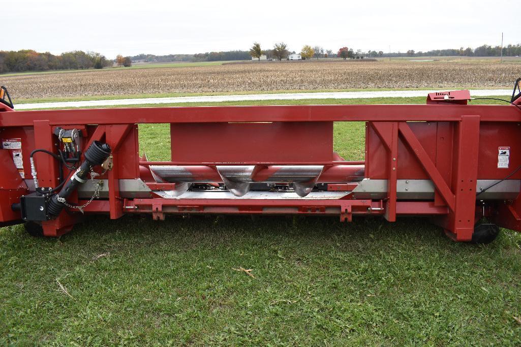 '12 Case-IH 3406 6 row 30" corn head