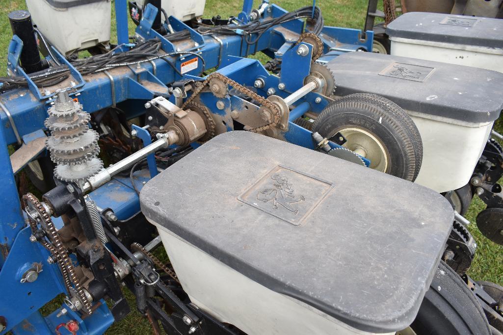 Kinze 3200 12 row 30" Econo-Fold planter