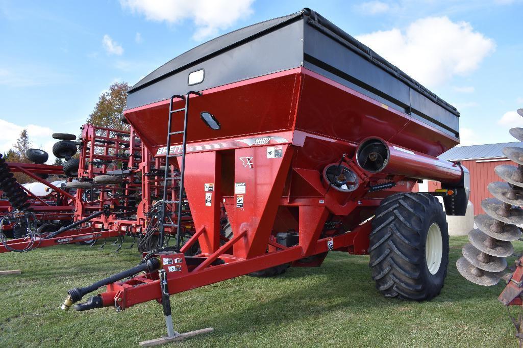 Brent 1082 grain cart