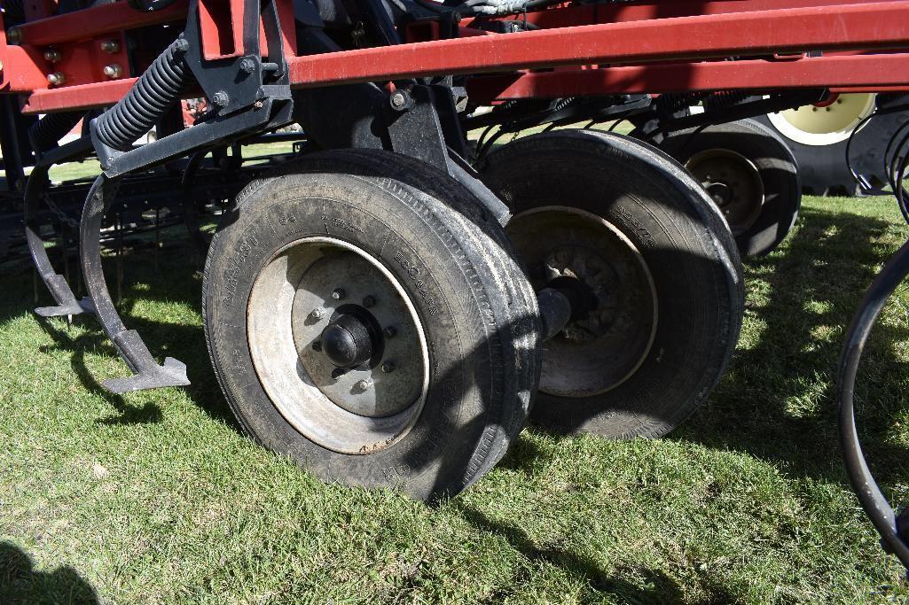 '14 Case-IH Tiger-Mate 200 46.5' field cultivator