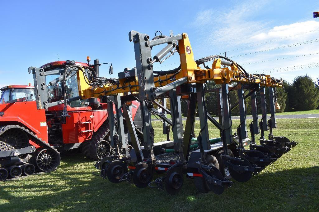 Hagie NTB "Forty Foot" 16 row 30" nitrogen toolbar