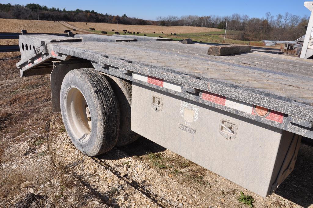 '03 Jet 52' steel step deck trailer