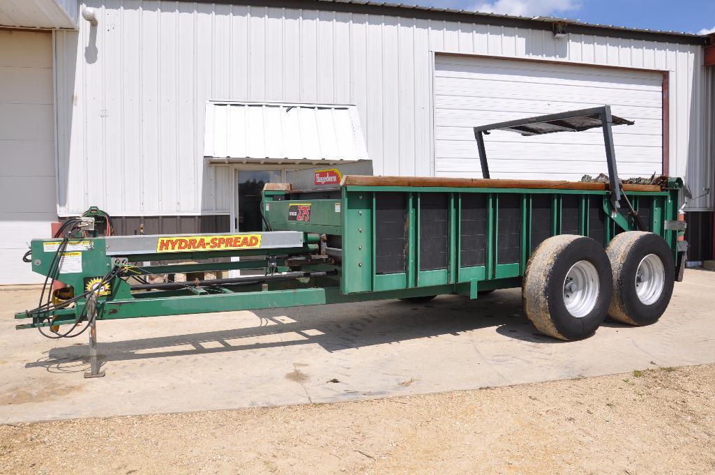 Hagedorn 275 Series II manure spreader