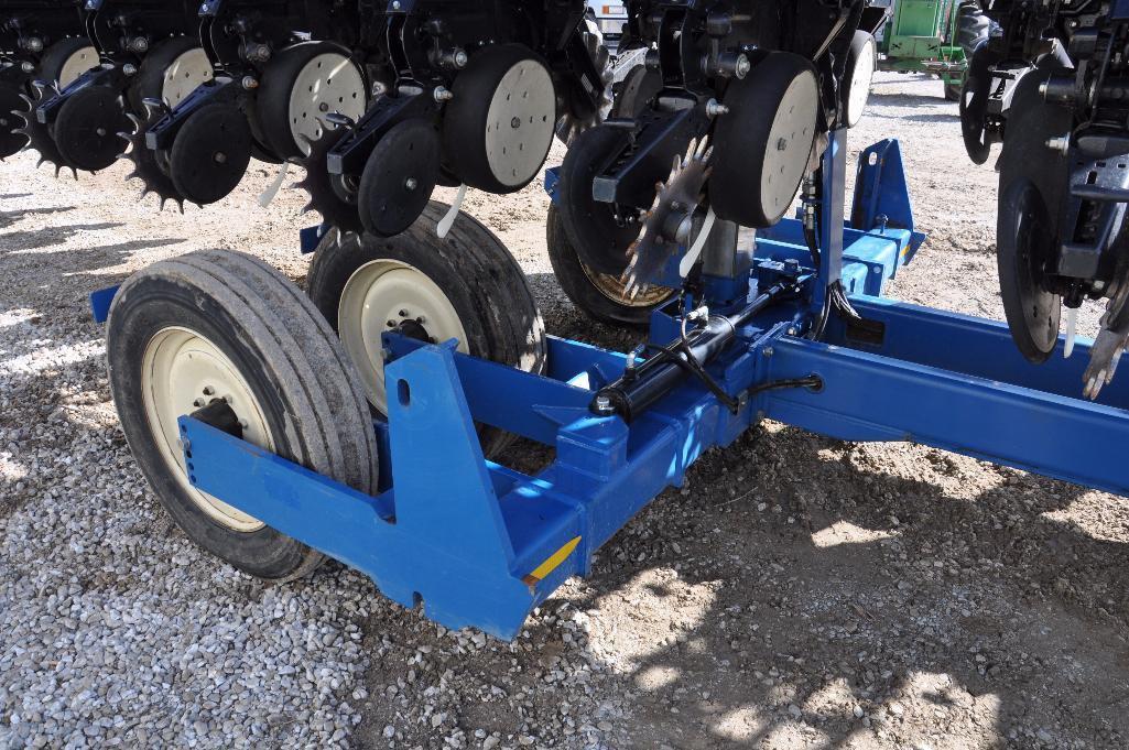 '14 Kinze 3600 ASD 16/31 planter