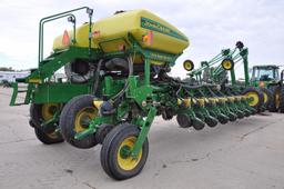 '10 JD 1770NT CCS 24 row 30" planter