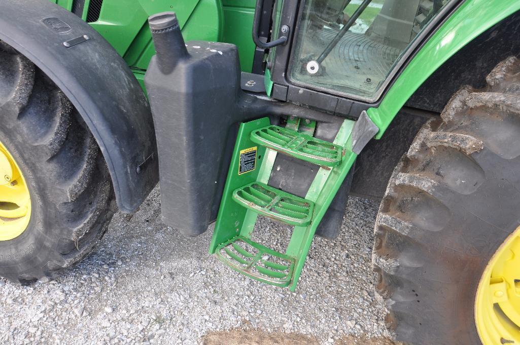 '13 JD 6125M MFWD tractor w/loader