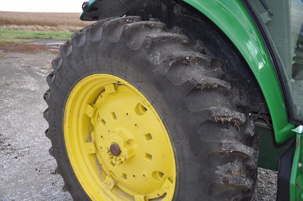 '13 JD 6125M MFWD tractor w/loader