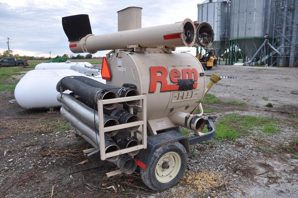 REM 2500HD grain vac