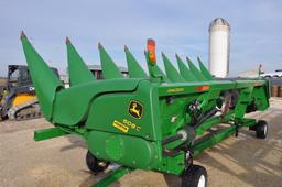 '08 JD 608C 8 row 30" corn head