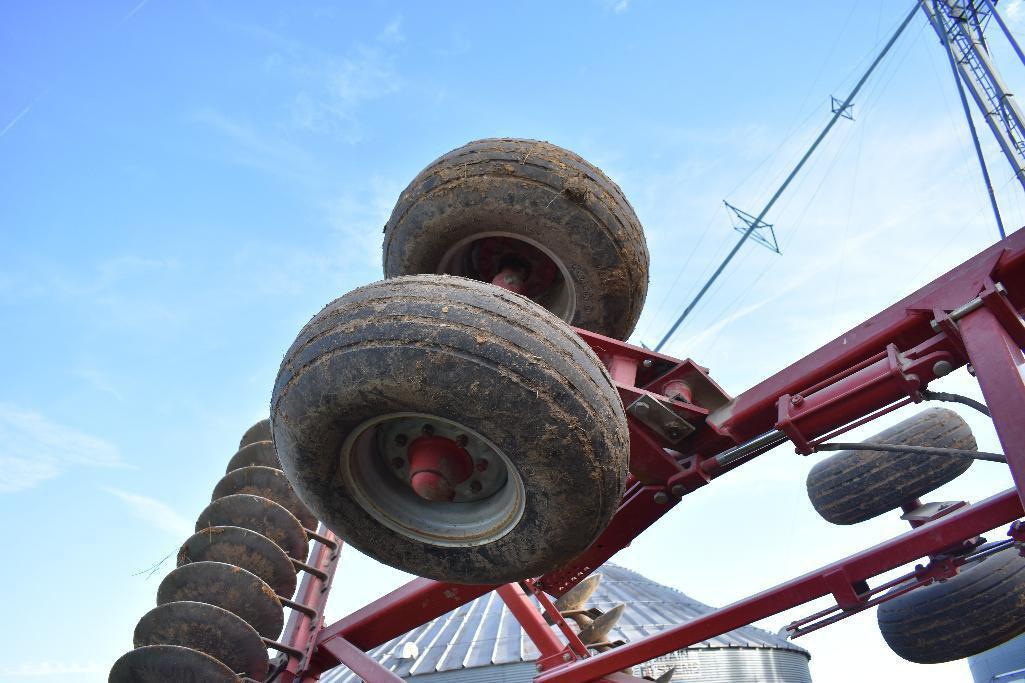 '02 Case-IH 3950 32.5' disk