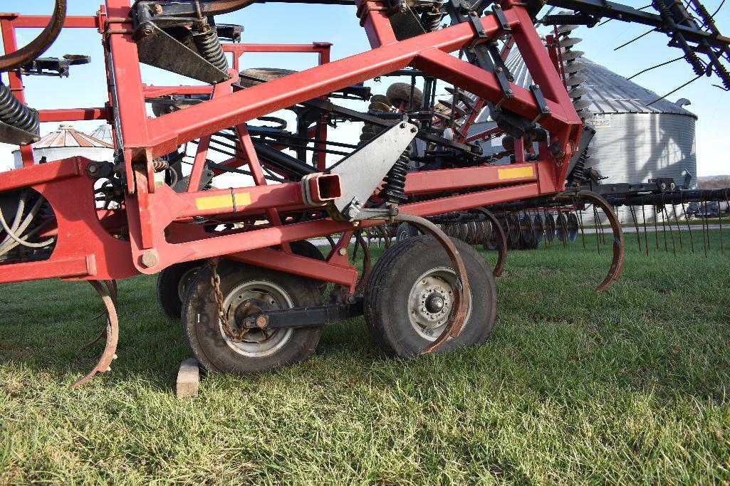 '05 Case-IH PTX300 26-shank chisel plow