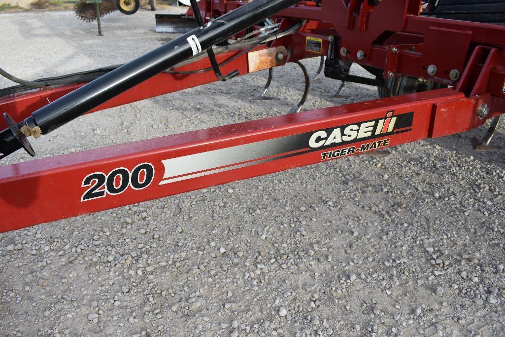 '12 Case-IH Tiger-Mate 200 45.5' field cultivator