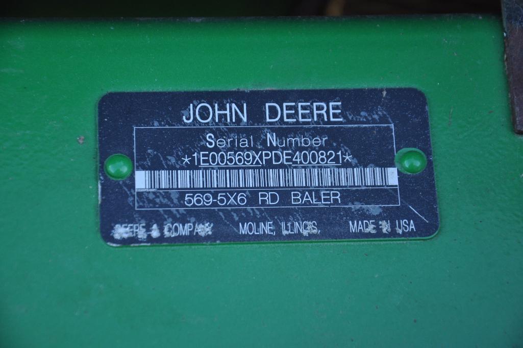 '14 JD 569 round baler