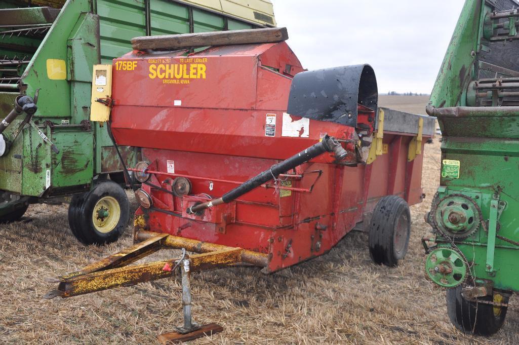 Schuler 175BF feed wagon