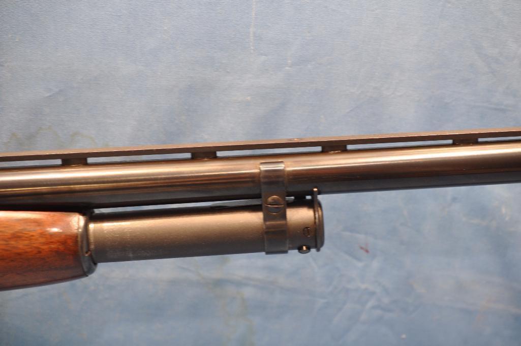 WINCHESTER MODEL 12 12 GAUGE PUMP SHOTGUN