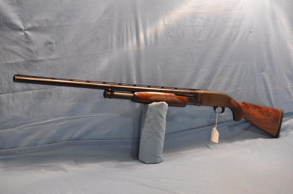 WINCHESTER MODEL 12 12 GAUGE PUMP SHOTGUN