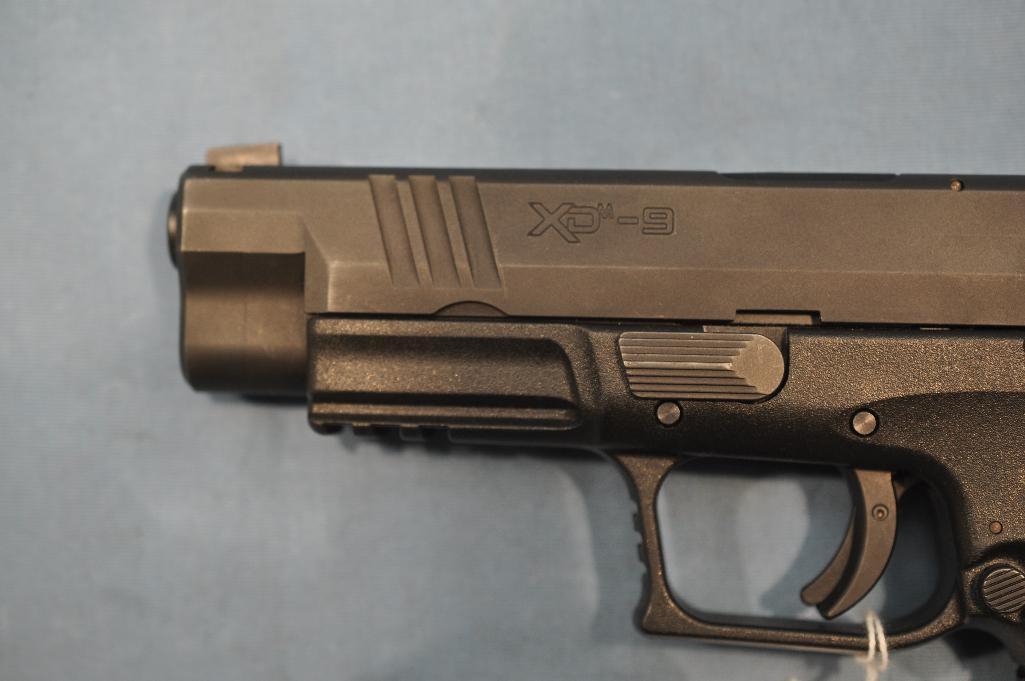 Springfield Armory XDM 9x19 semi-auto pistol