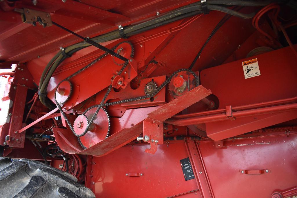 '97 Case-IH 2166 4wd combine