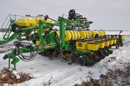 '98 JD 1770 16 row 30" planter