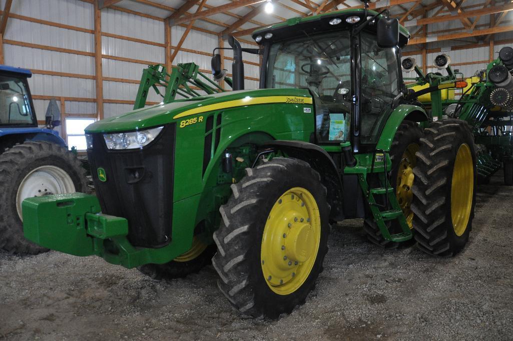 '11 JD 8285R MFWD tractor