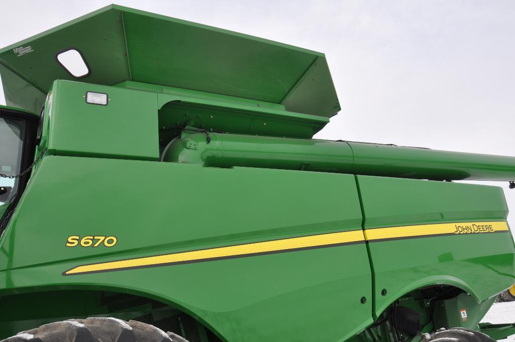 '12 JD S670 4wd combine