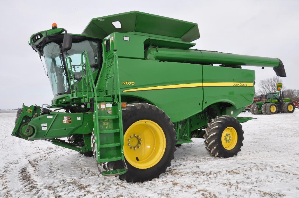 '12 JD S670 4wd combine