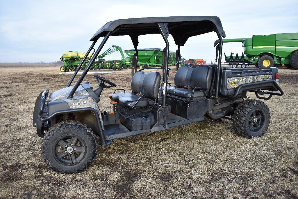 '13 JD 825i S4 4WD Gator