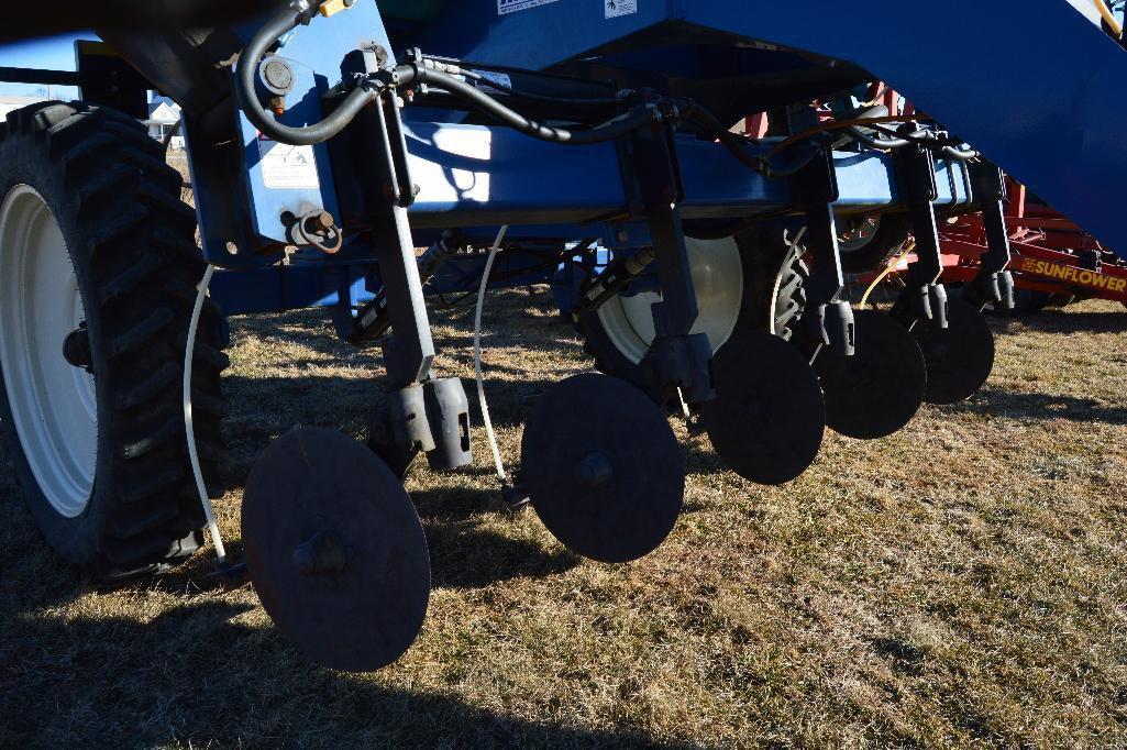 Blue Jet AT3000 11 row 30" liquid side dress applicator