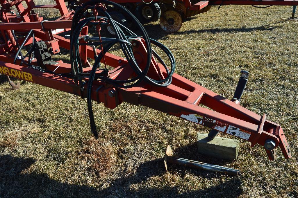 Sunflower 5034 24' field cultivator