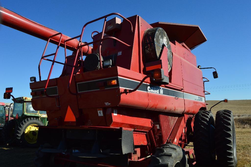 '06 C-IH 2388 2wd combine