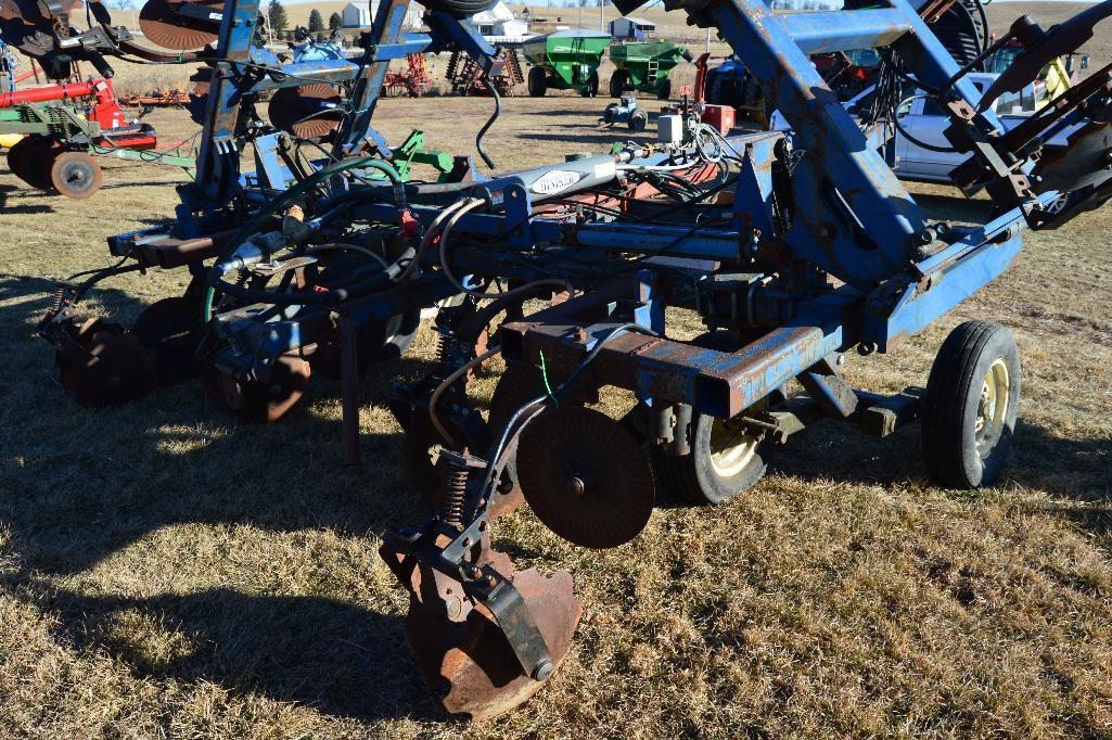 Blue Jet 11 shank NH3 toolbar