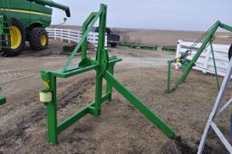 Dual tire carrier for combine feederhouse