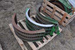 Small grain concaves for JD S Series combine