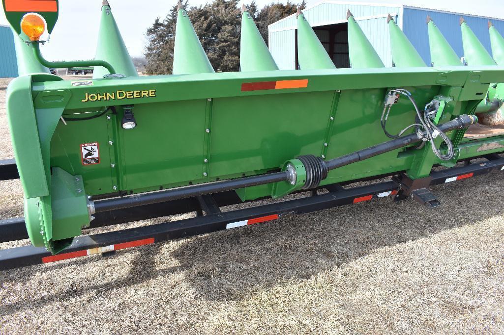 '15 JD 612C 12 row 30" corn head