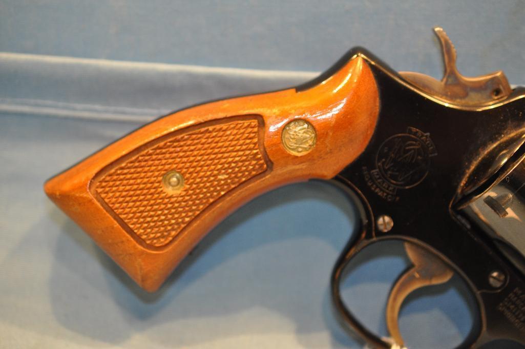 Smith & Wesson Model 12-2 Airweight .38 special revolver