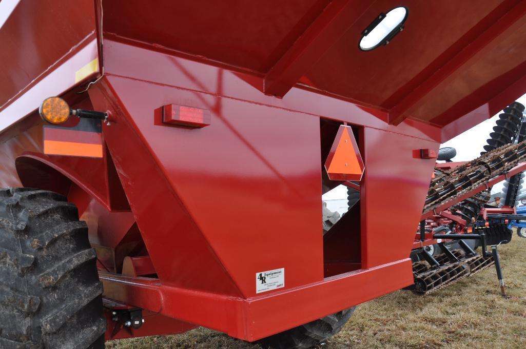 '13 J&M 1000-20 Grain Storm grain cart