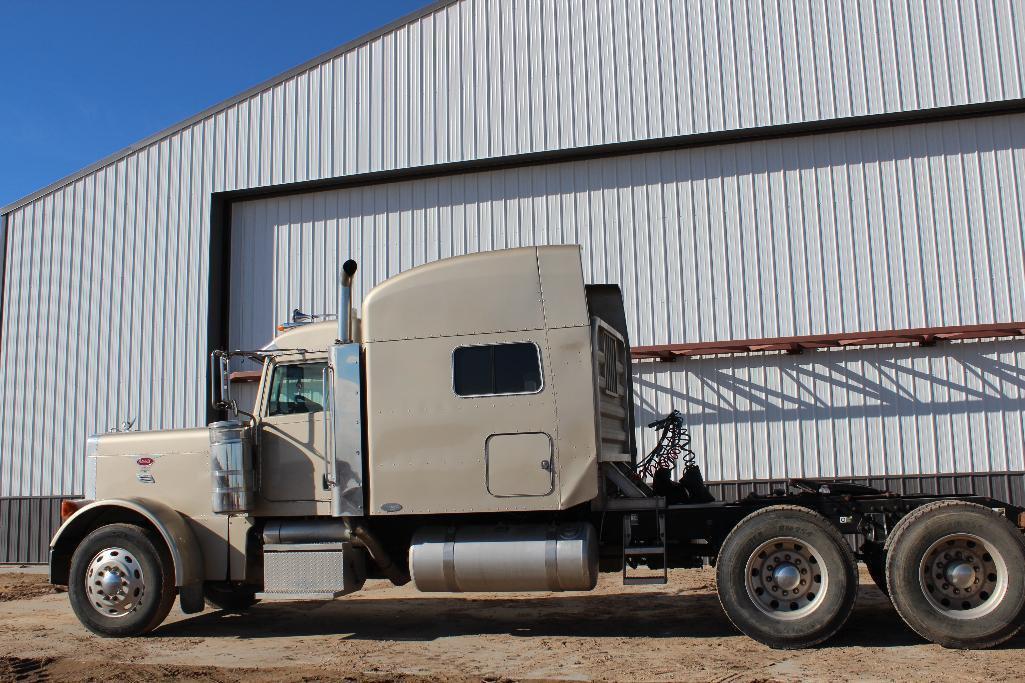 '06 Peterbilt 379 semi